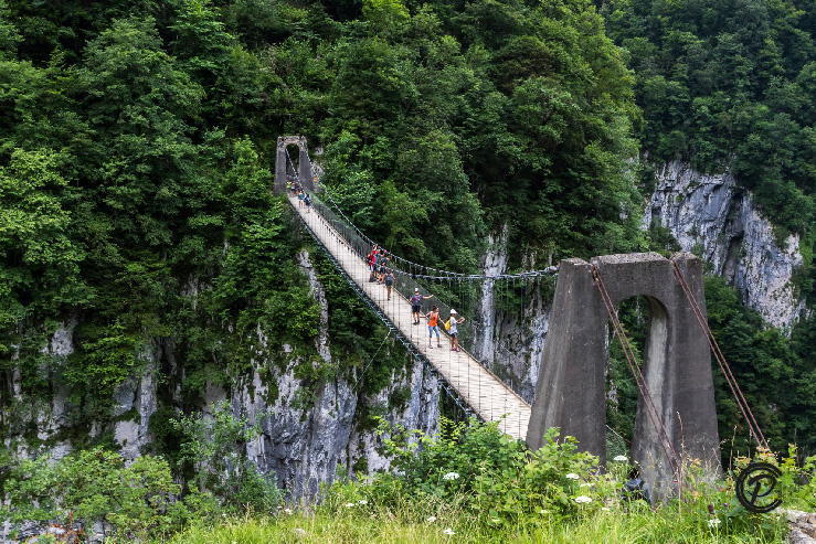 Passerelle Holzarte au Pays Basque - Photo : Pierre Chambion